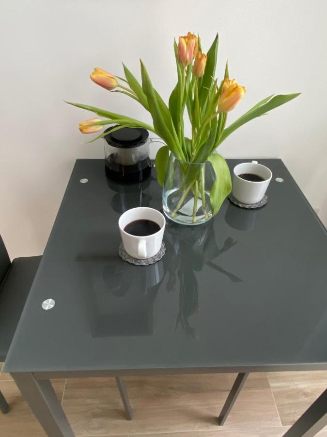 Lovely And Modern Studio Apartment. Borehamwood Ngoại thất bức ảnh